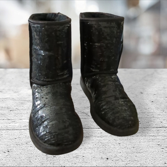 Ugg Australia sequined short black boots size 6 USA - Picture 7 of 10